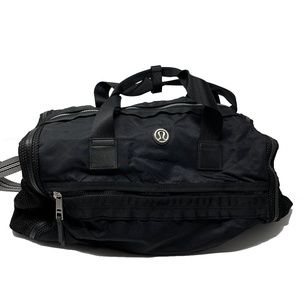 Lululemon Weekend Warrior Bag in Black Reflective